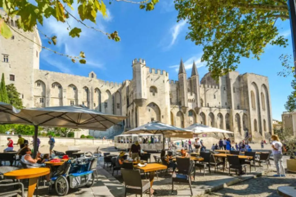 Suite & Jacuzzi - Intramuros Palais Des Papes Avignon France